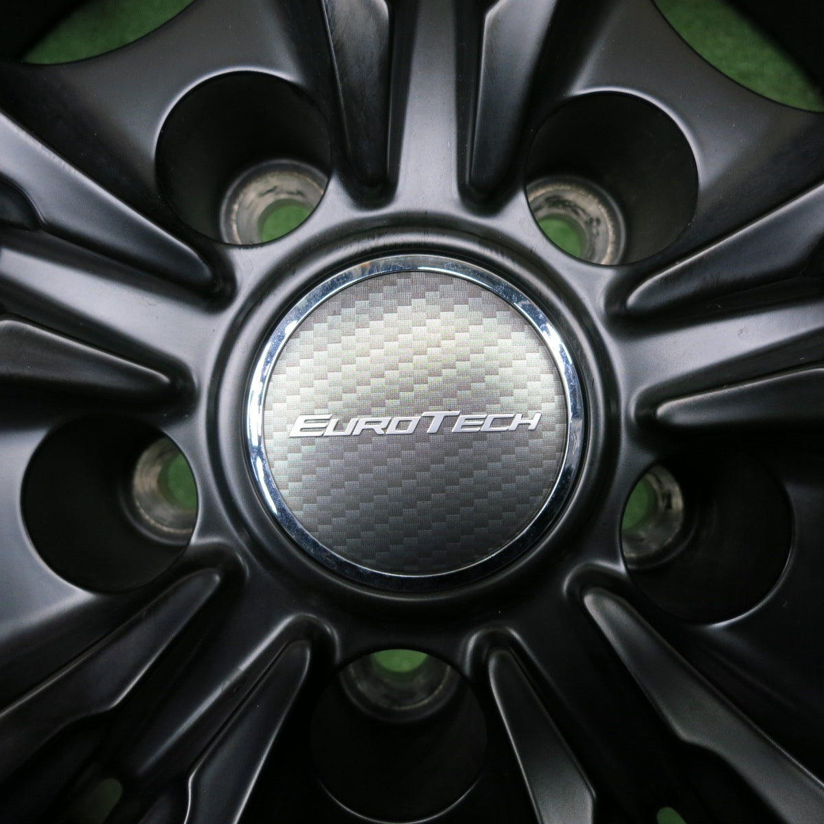 [送料無料] バリ溝！23年！キレイ！9.5分以上★マセラティ レヴァンテ 等 EUROTECH 265/45R20 スタッドレス ヨコハマ アイスガード G075 20インチ ユーロテック PCD114.3/5H★5011802NJス