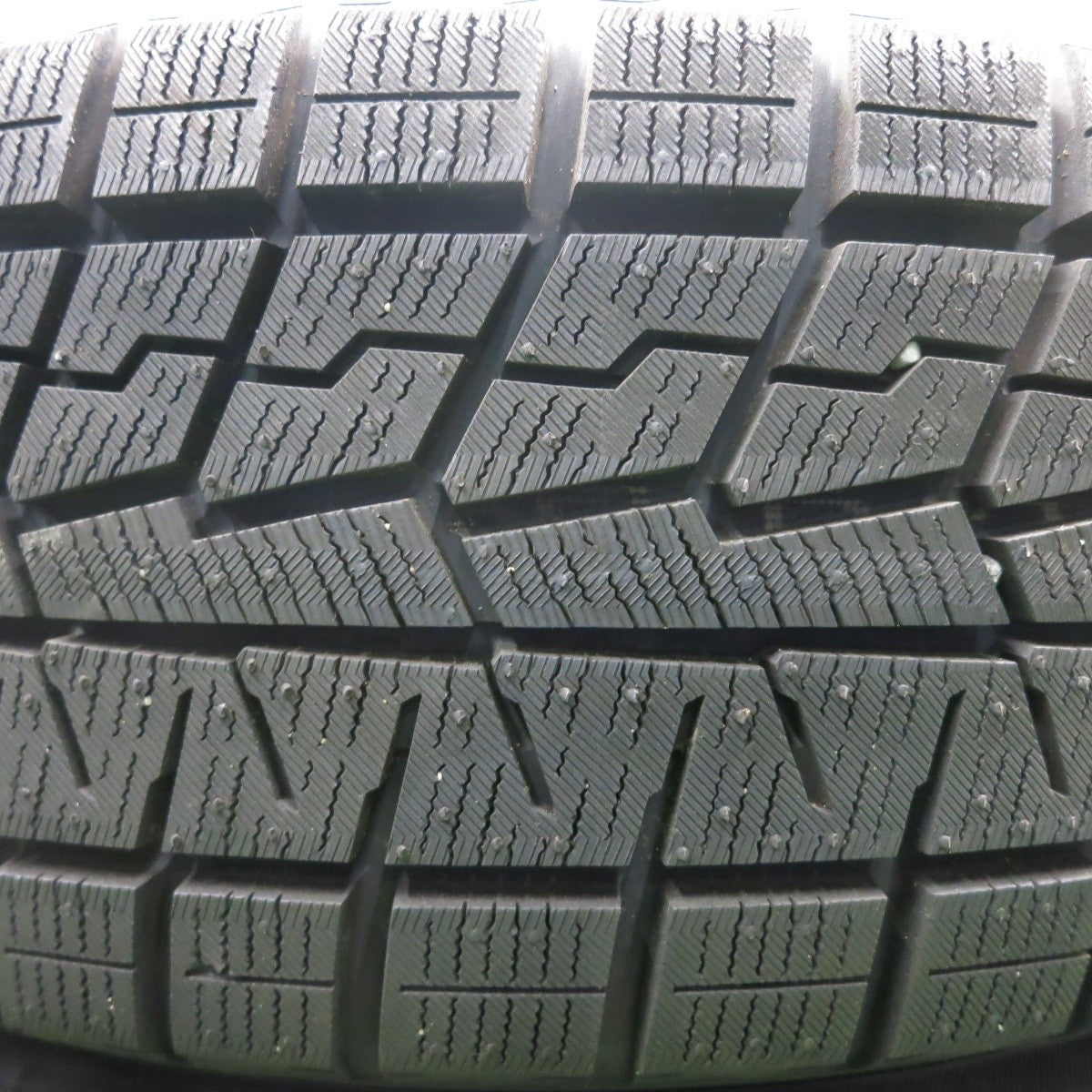 超バリ溝！21年！ほぼ10分★スタッドレス 195/60R15 ヨコハマ アイスガード iG70 60 スチール 15インチ PCD100/4H★4053002HAス