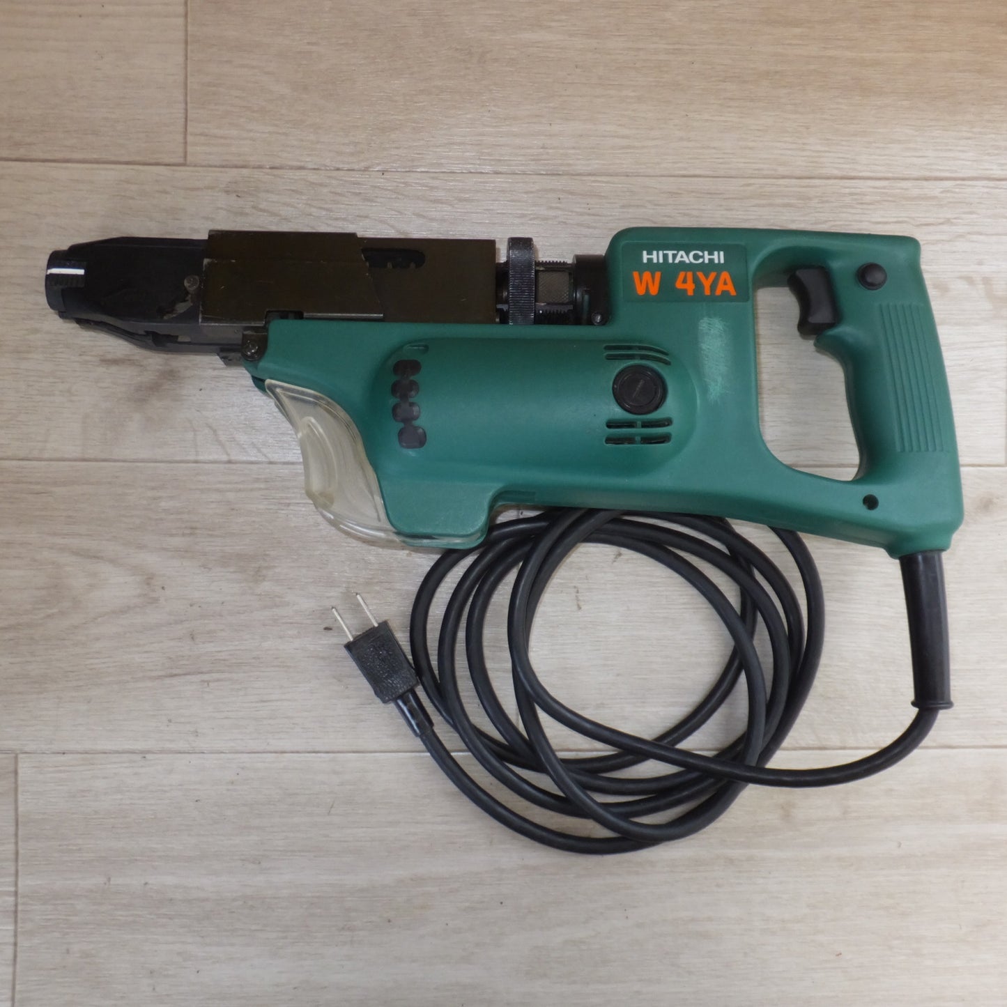 [送料無料] ★日立 HITACHI 4mm 連結ねじドライバ W4YA　100V 50/60Hz 360W 3.8A 4000rpm★