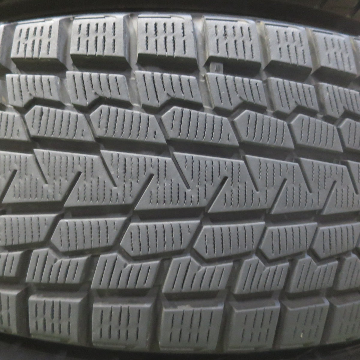 バリ溝！キレイ！9.5分◎スタッドレス 225/65R17 ヨコハマ アイスガード G075 SCHNEIDER ATECH シュナイダー 17インチ PCD114.3/5H◎6102004イス