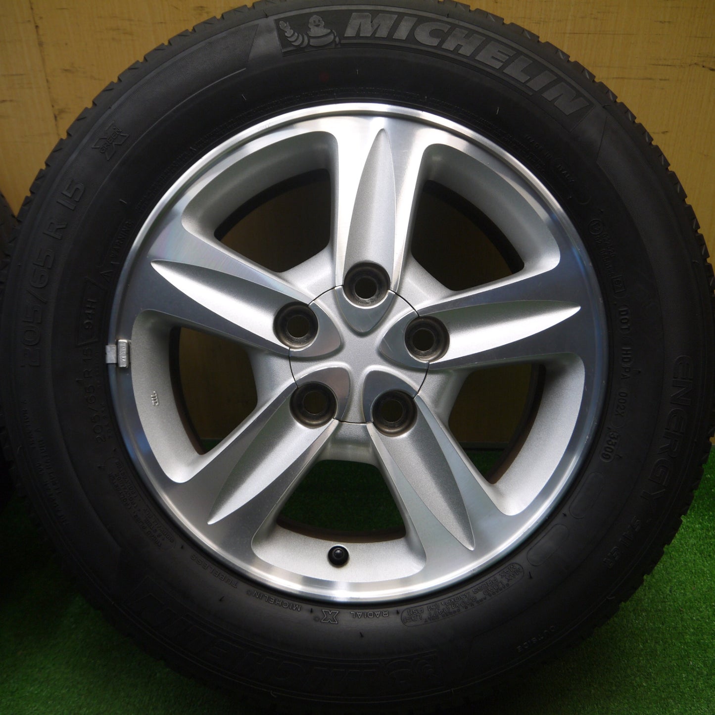 [送料無料] 4本価格★トヨタ 30系 エスティマ 純正 205/65R15 ミシュラン エナジーセイバー 15インチ PCD114.3/5H★4122306Hノ