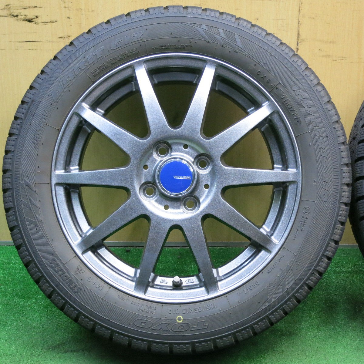 バリ溝！22年！キレイ！9.5分★スタッドレス 165/65R15 トーヨー オブザーブ ガリット GIZ WINNERS ウィナーズ 15インチ PCD100/4H★5051502NJス