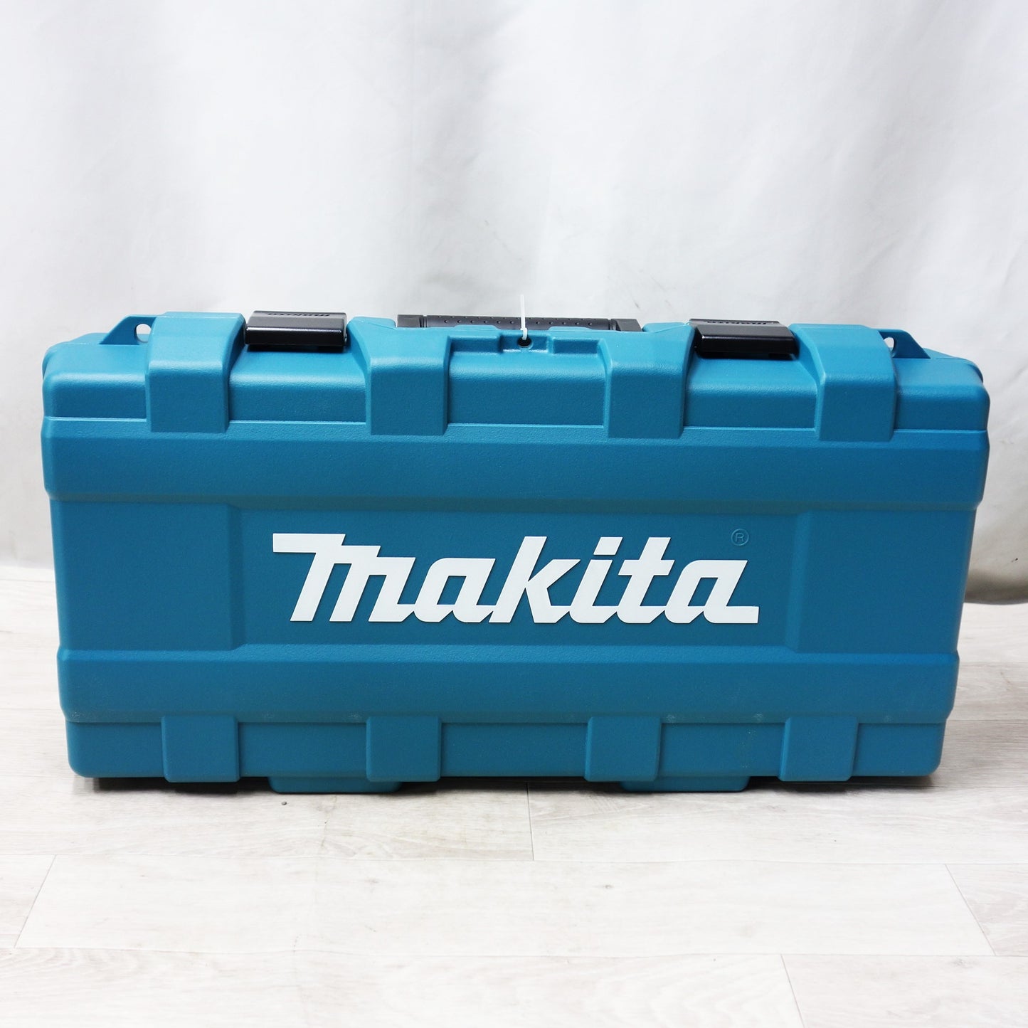 ●複数在庫有●[送料無料] 未使用!バッテリー2個◆マキタ 充電式 レシプロソー 18V JR187DRGX ケース 充電器 付き 切断機 電動 工具◆