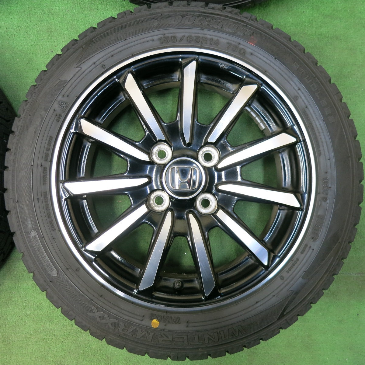 [送料無料] バリ溝！23年！ほぼ10分★ホンダ N-WGN 純正 155/65R14 スタッドレス ダンロップ ウインターマックス WM02 14インチ N-BOX 等 PCD100/4H★4112704SYス