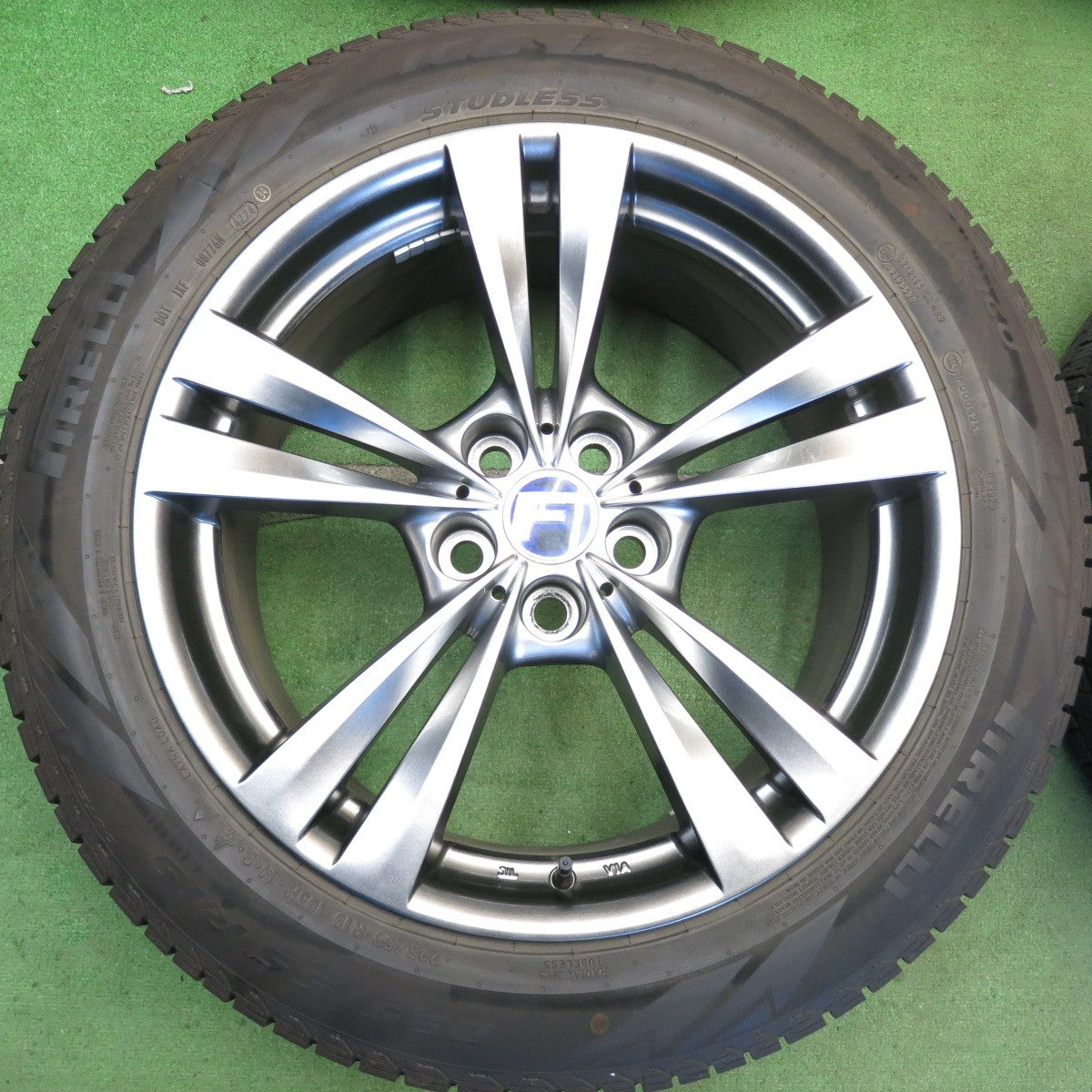 バリ溝！24年！キレイ！9.5分◎ミライ 等 Lehrmeister L-F LOUNGE 235/55R19 スタッドレス ピレリ アイスゼロ アシンメトリコ レアマイスター LF ラウンジ 19インチ PCD120/5H◎6070201HAス