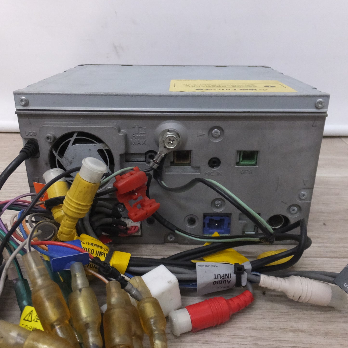 [送料無料] ★カロッツェリア carrozzeria AV一体型メモリーナビゲーション 楽ナビ AVIC-MRZ80[23]★