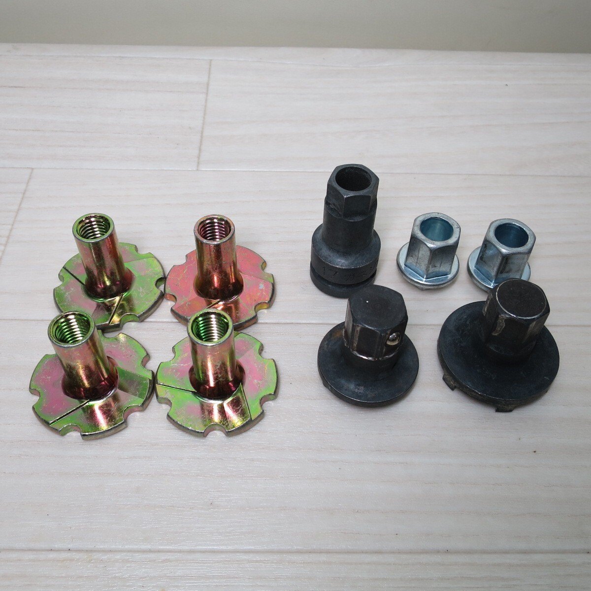 [送料無料] アタッチメント複数付属☆マキタ 充電式 インパクトレンチ TW1001D 電動 工具 18V makita 本体のみ☆