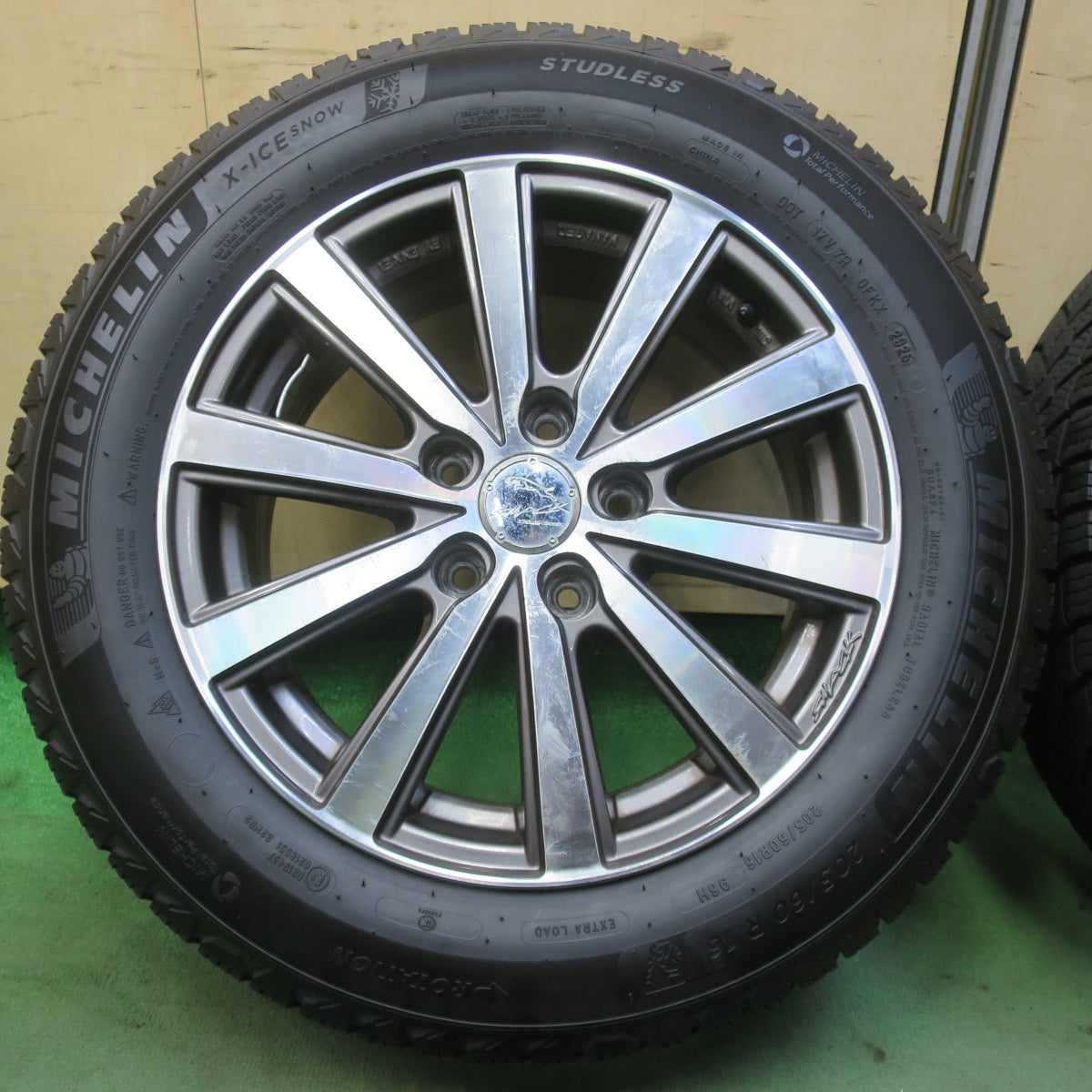 バリ溝！25年！ほぼ10分◎スタッドレス 205/60R16 ミシュラン X-ICE SNOW SMACK ENKEI スマック エンケイ 16インチ PCD114.3/5H◎6080508IMス