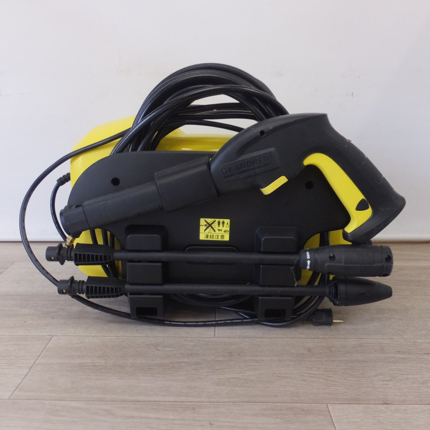 [送料無料] 美品★ケルヒャー KARCHER 高圧洗浄機 K2サイレント K2 Silent　100V～ 50/60Hz 1.25kW　1.600-920.0 IPX5★