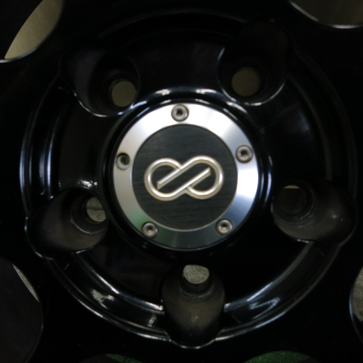 バリ溝！9.5分★スタッドレス ENKEI RSM9 225/45R18 ブリヂストン ブリザック VRX2 エンケイ PCD114.3/5H★4070301ナス
