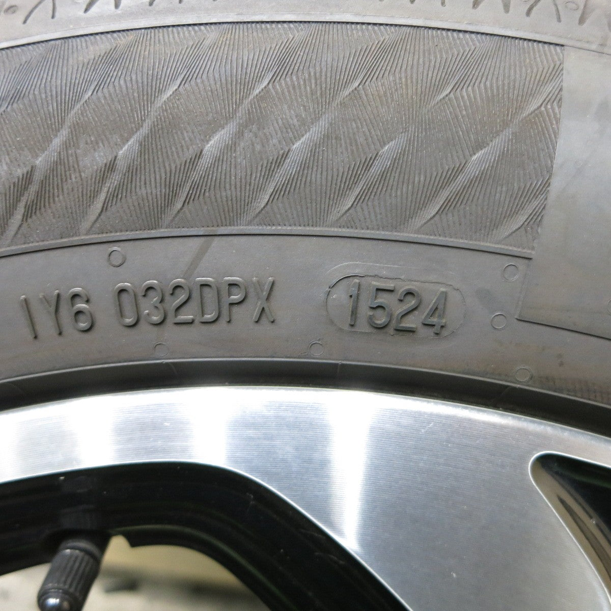 ほぼ未使用！24年！1本★ホンダ RU ヴェゼル 純正 ENKEI 215/55R17 コンチネンタル ウルトラコンタクト UC7 エンケイ 17インチ PCD114.3/5H★5080604ナノ