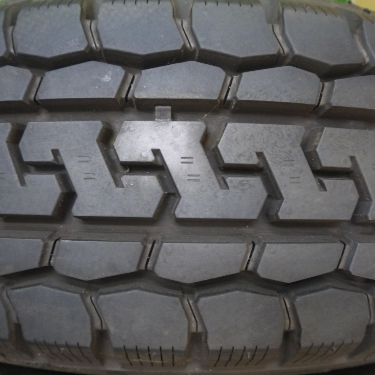 バリ溝！21年！9.5分以上★トラック タイヤ 215/65R15 110/108L ヨコハマ LT ラジアル TY285 ミックス オールシーズン 15インチ★5092904Hノタ