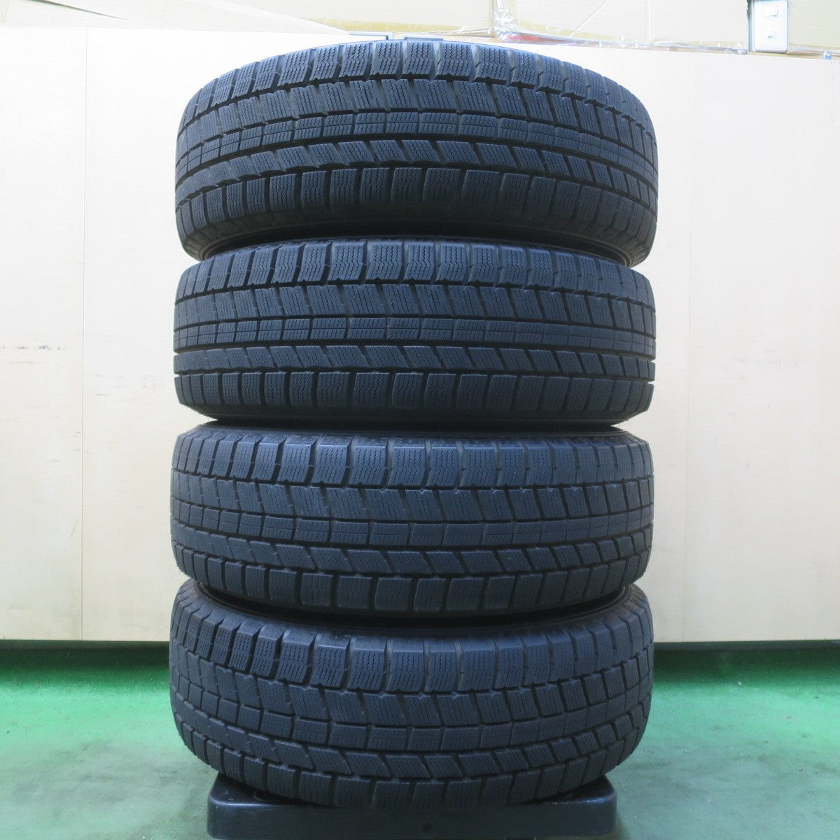 超バリ溝！23年！キレイ！ほぼ10分★プリウス 等 195/65R15 スタッドレス オートバックス ノーストレック N5 JOKER ジョーカー 15インチ PCD100/5H★6060410イス