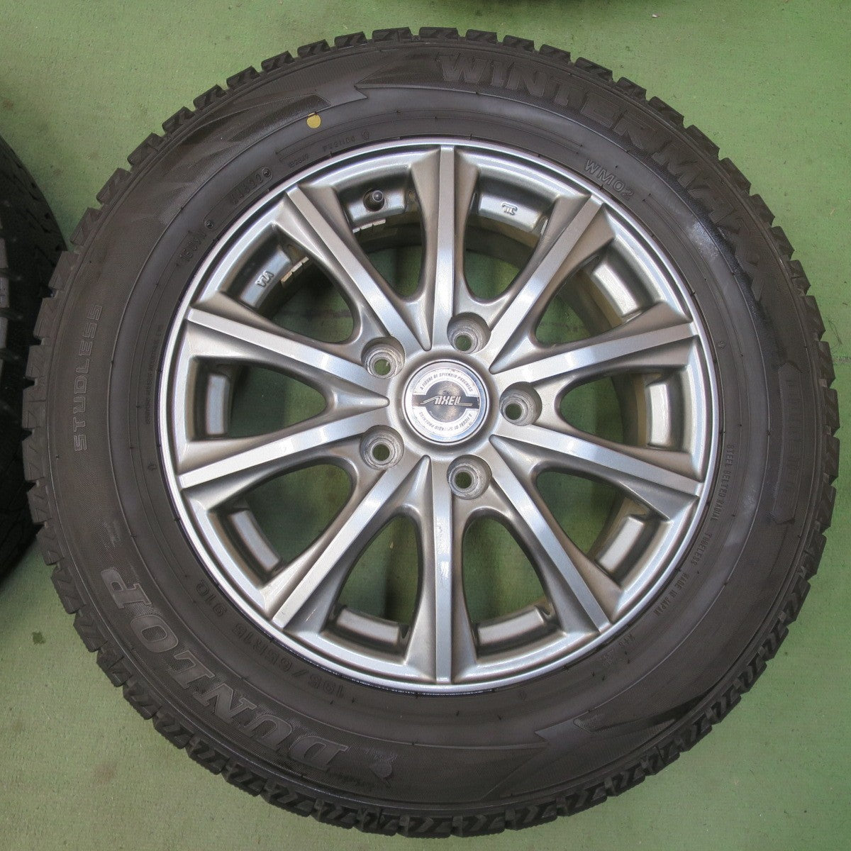 バリ溝！22年！9分◎スタッドレス 195/65R15 ダンロップ ウインターマックス WM02 AXEL アクセル 15インチ PCD114.3/5H◎6092905イス