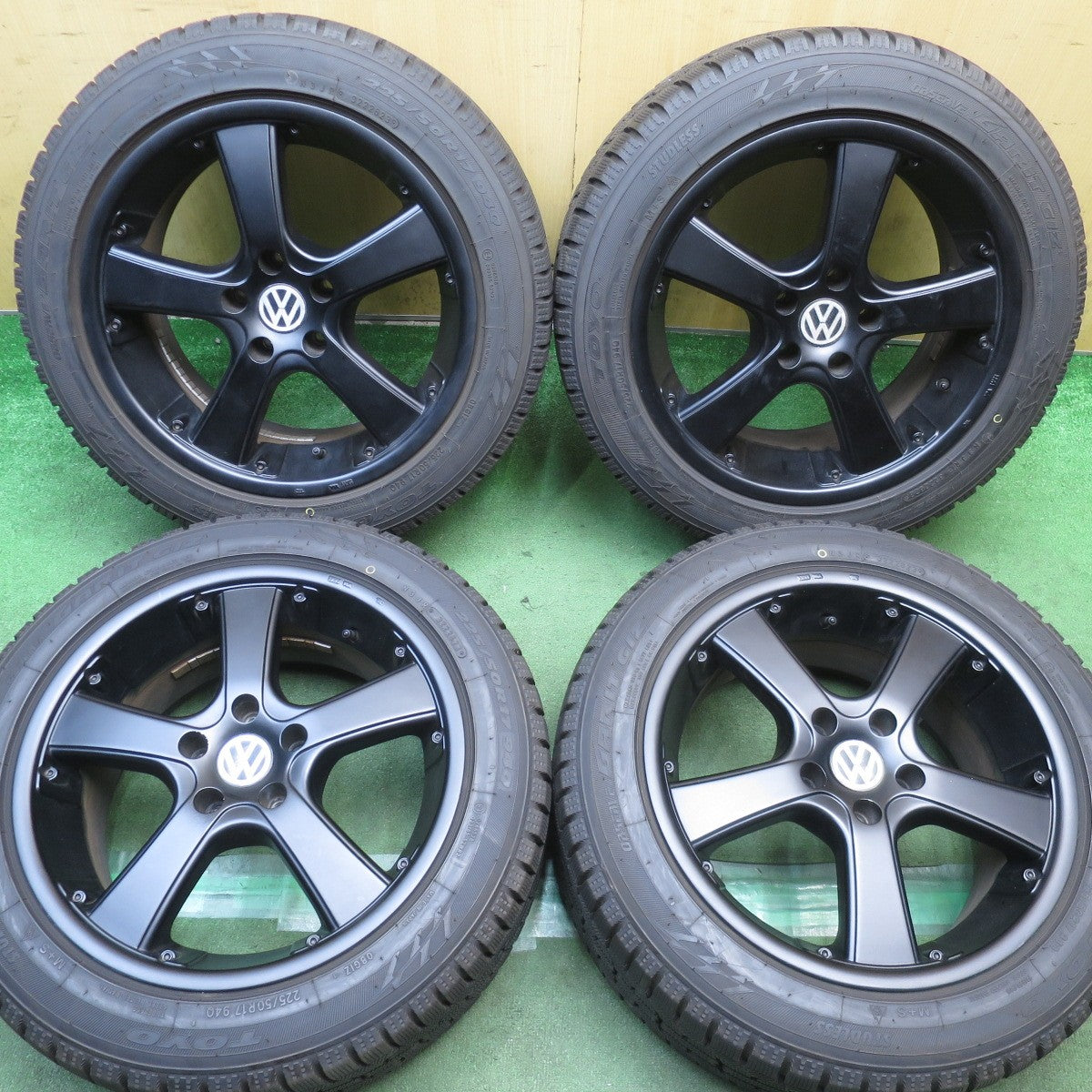 バリ溝！23年！9.5分◎ワーゲン 等 225/50R17 スタッドレス トーヨー オブザーブ ガリット GIZ 社外 アルミ 17インチ PCD112/5H◎6101208NJス