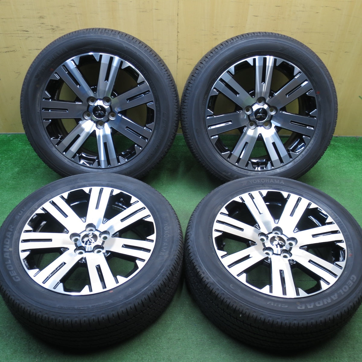 新車外し！22年★三菱 デリカ D:5 純正 225/55R18 ヨコハマ ジオランダー SUV G055 G055E 18インチ D5 PCD114.3/5H★5043002KKノ