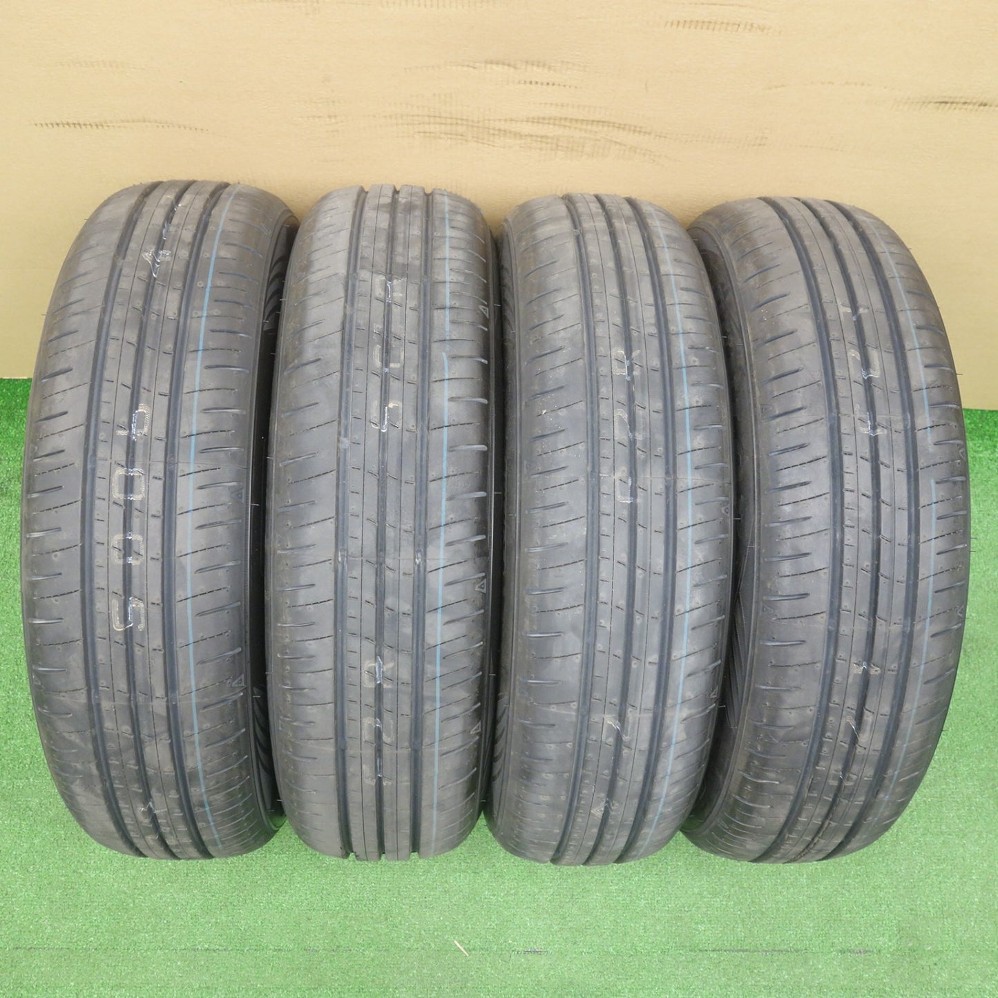新車外し！25年★165/65R14 ダンロップ エナセーブ EC350+ タイヤ 14インチ タンク パッソ ルーミー トール 等★6032704KTノタ