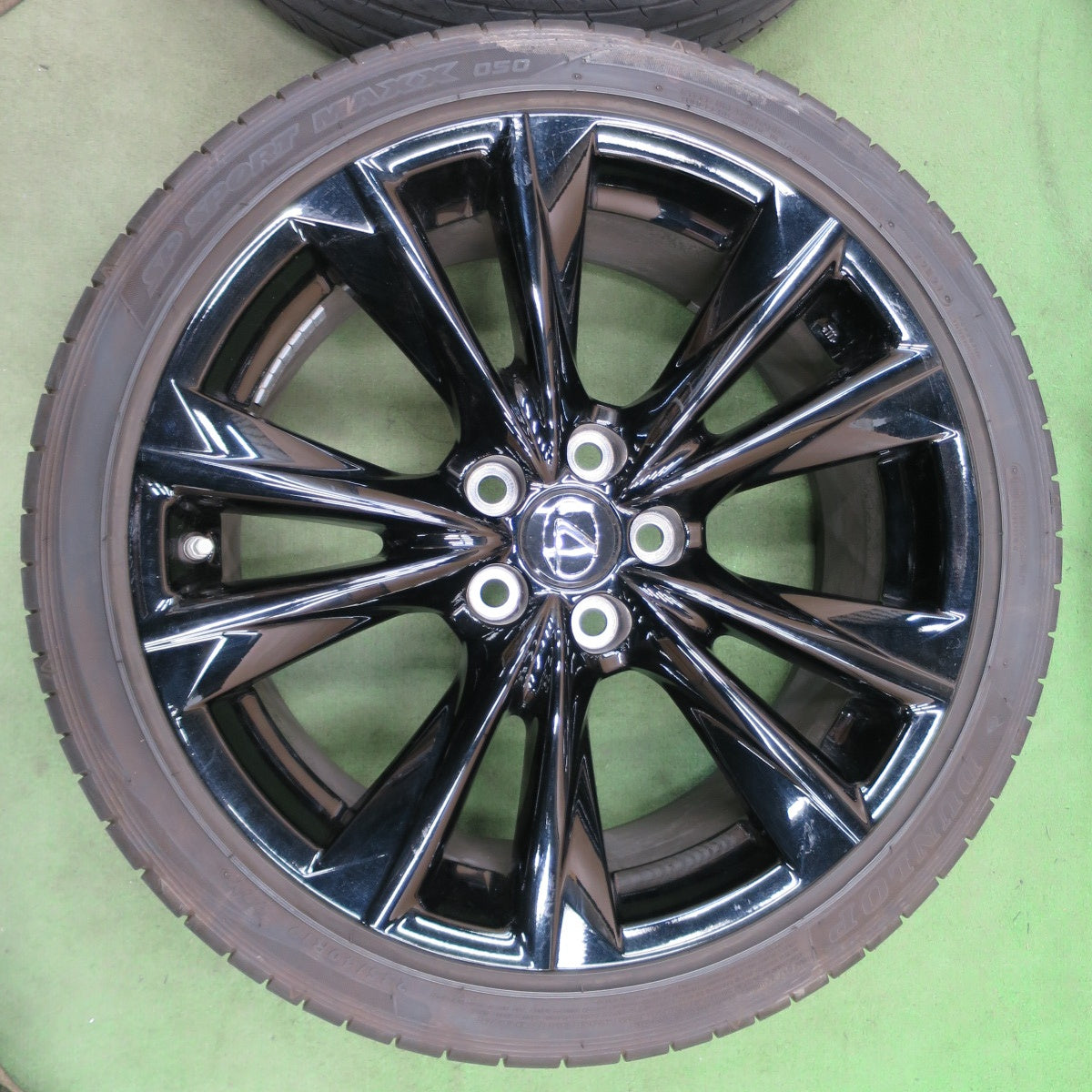 センサー付き！バリ溝！9.5分◎レクサス ES Fスポーツ 純正 235/40R19 ダンロップ SPスポーツマックス 050 19インチ PCD114.3/5H◎6100703NGノ