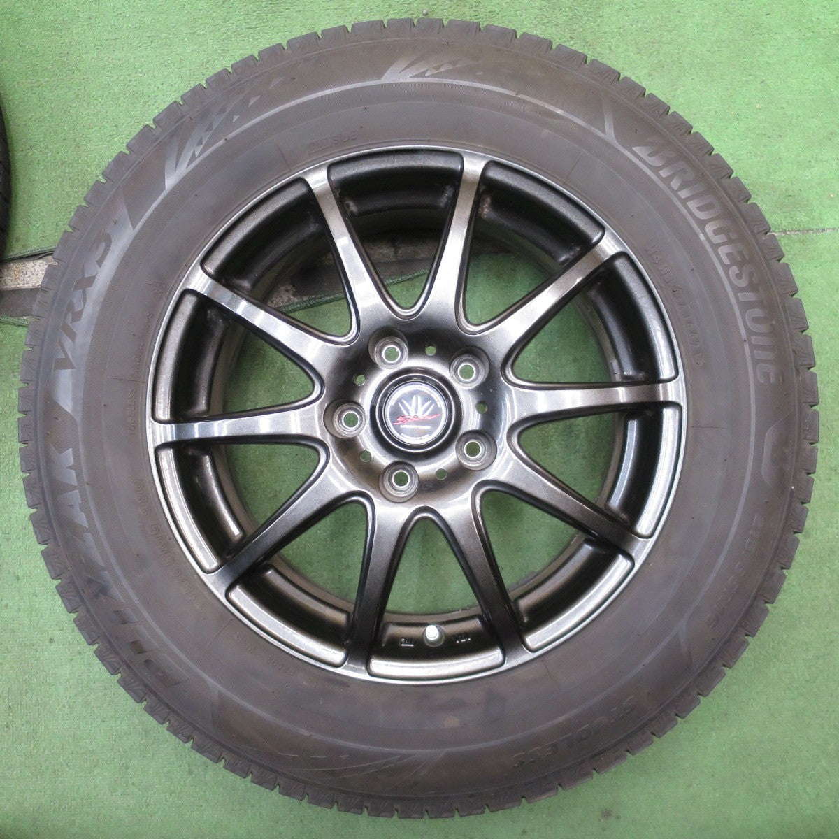 キレイ◎LOXARNY SPORT 215/65R16 スタッドレス ブリヂストン ブリザック VRX3 ロクサーニ スポーツ 16インチ PCD114.3/5H◎6082808NJス