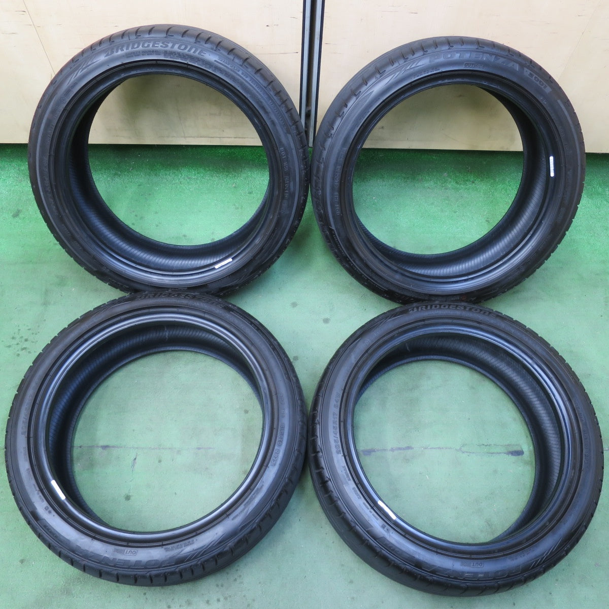 ほぼ新車外し！25年★205/45R17 ブリヂストン ポテンザ S001 タイヤ 17インチ アクア ヤリス ヴィッツ ノート ロードスター 等★6011615イノタ