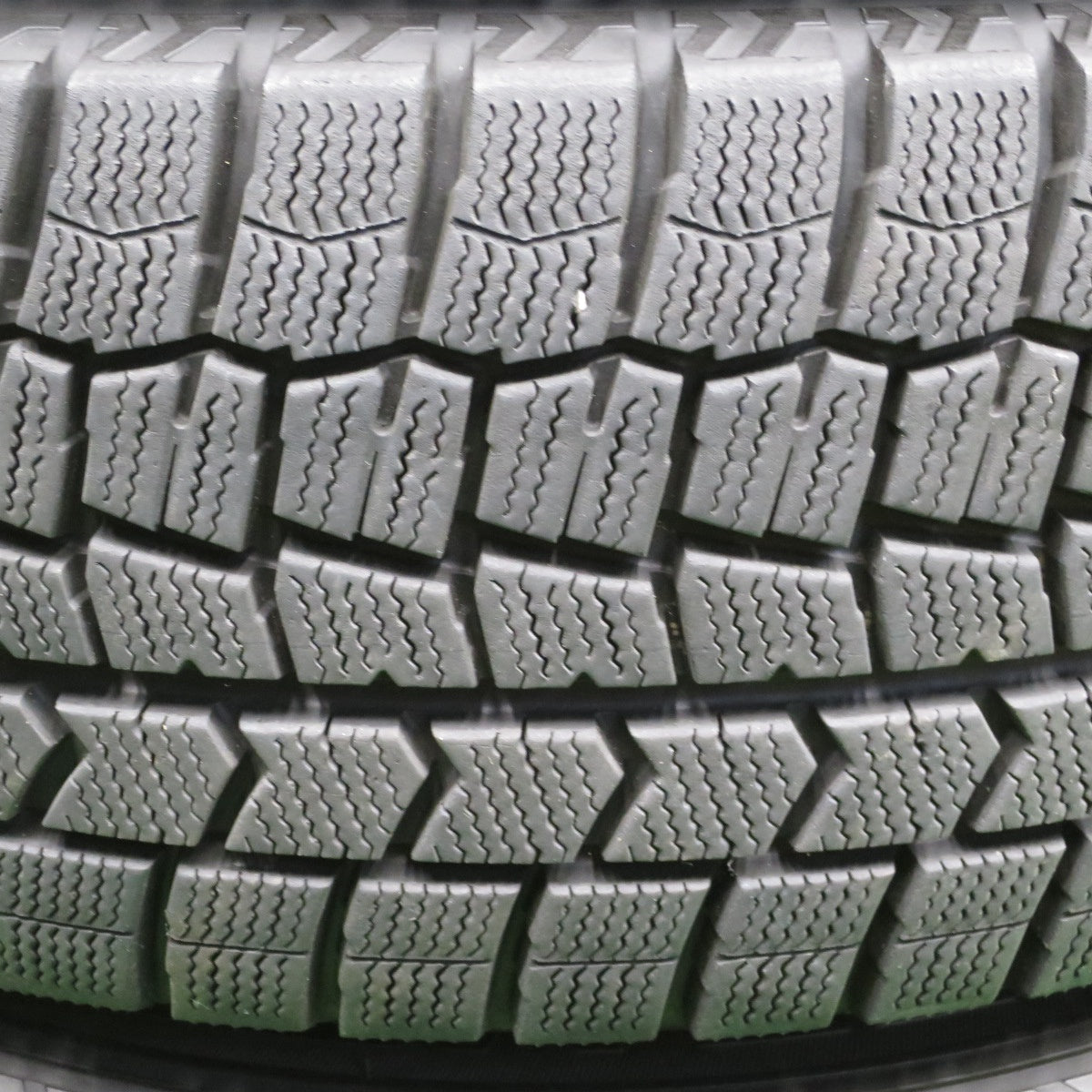 バリ溝！21年！9.5分★スタッドレス 205/60R16 ダンロップ ウインターマックス WM02 Fang ファング 16インチ PCD114.3/5H★5120305NKス