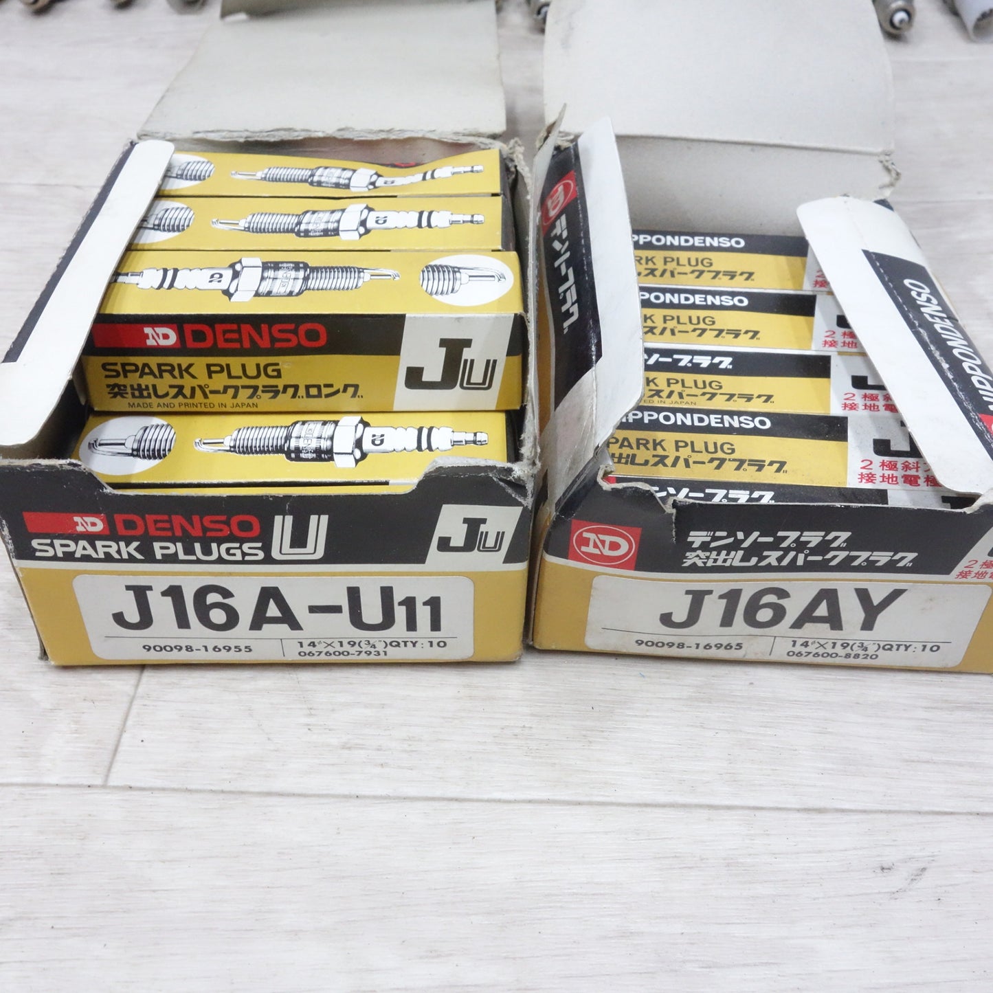[送料無料] 未使用!大量まとめ売り◆デンソー NGK トヨタ純正 スパーク プラグ W14EX-U W20ET-S W22EP-S11 J16A-U11 S-27（N229 18 600）など◆