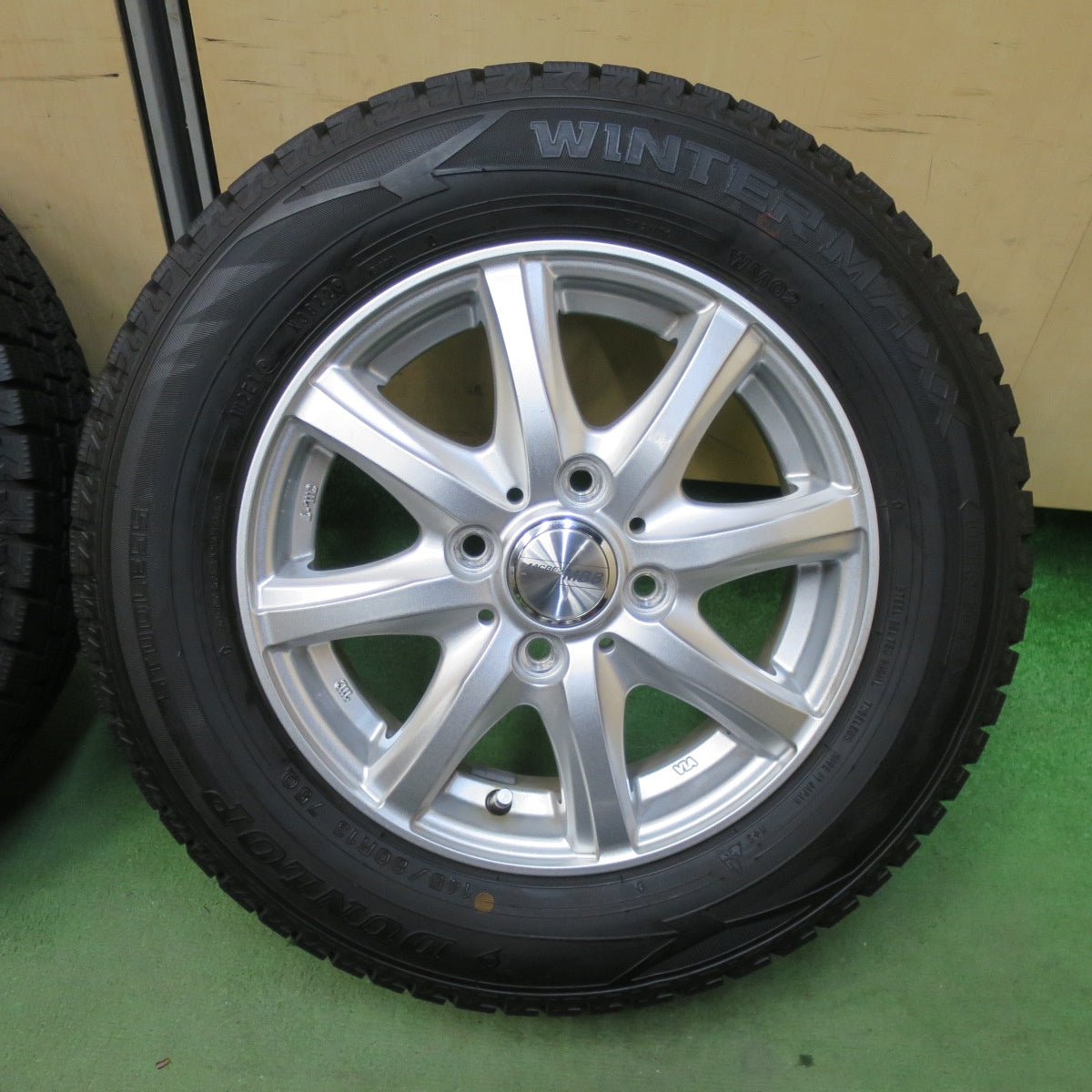 バリ溝！22年！キレイ！9分★スタッドレス 145/80R13 ダンロップ ウインターマックス WM02 MACBES MB8 マクベス 13インチ PCD100/4H★5111202TTス