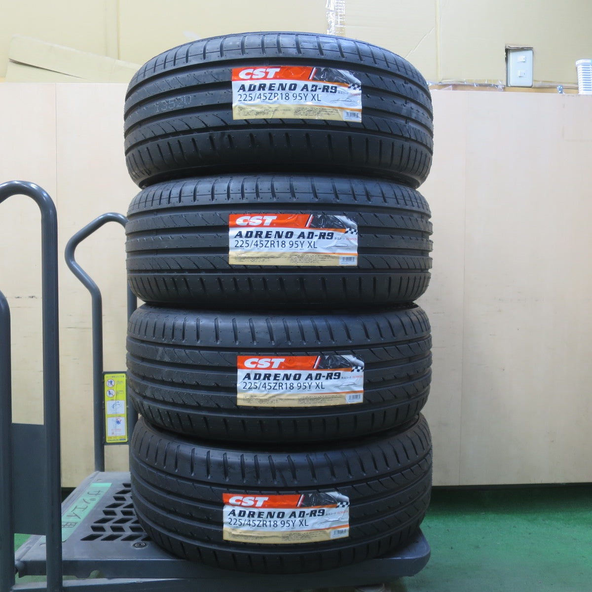 未使用！25年◎225/45R18 ADRENO CST AD-R9 アドレノ タイヤ 18インチ レヴォーグ オデッセイ ヴェゼル カムリ プリウスα クラウン 等◎6092516イノタ