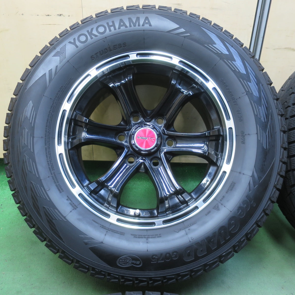 バリ溝！22年！キレイ！9.5分◎スタッドレス 265/65R17 ヨコハマ アイスガード G075 B-MUD K 17インチ PCD139.7/6H◎6062801IMス