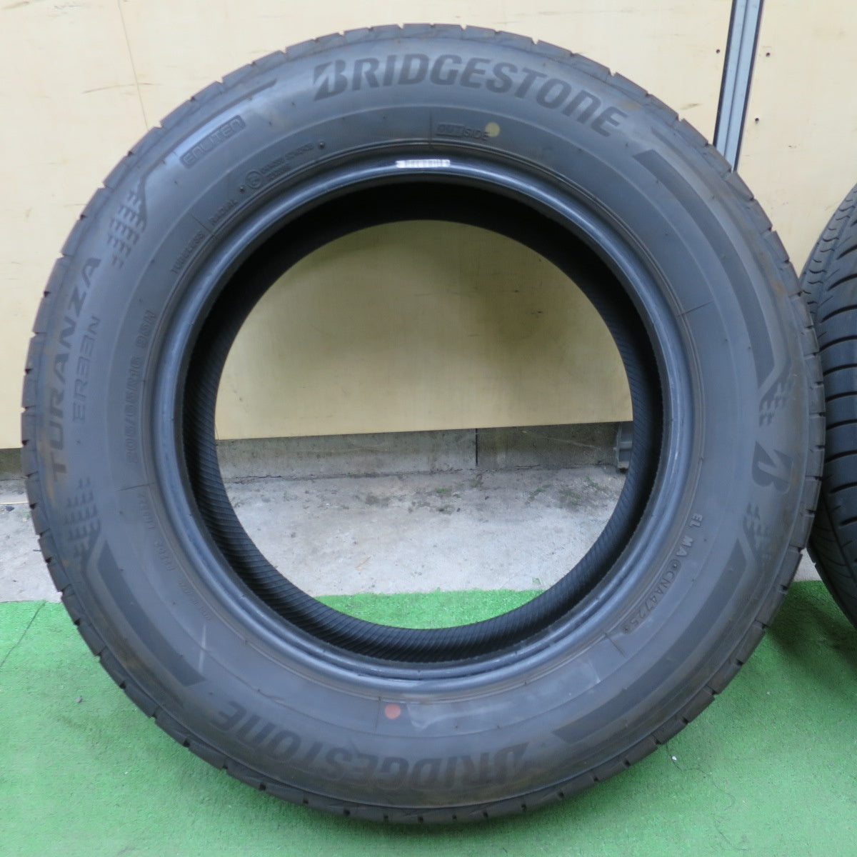 ほぼ未使用！26年！2本◎205/65R16 ブリヂストン トランザ ER33N ダンロップ エナセーブ RV505 タイヤ 16インチ アルファード エスティマ カムリ ヤリスクロス CR-V セレナ 等◎6091904NGノタ