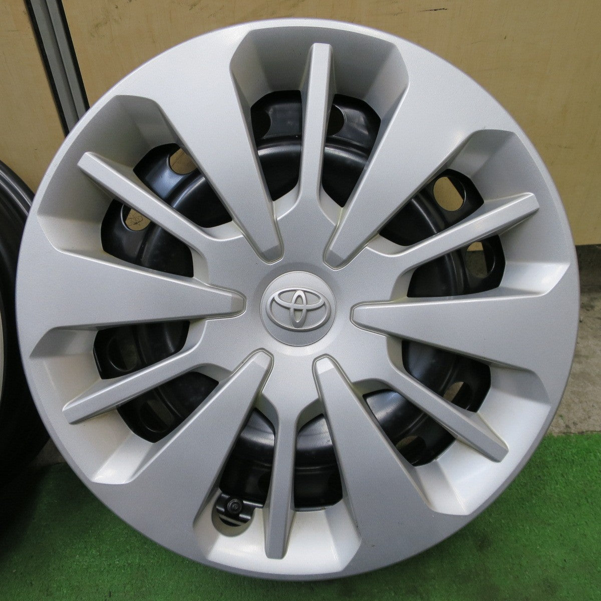 キレイ◎トヨタ タンク パッソ ルーミー 等 純正 スチール ホイール 14インチ 14×5J PCD100/4H◎6101201NGホ