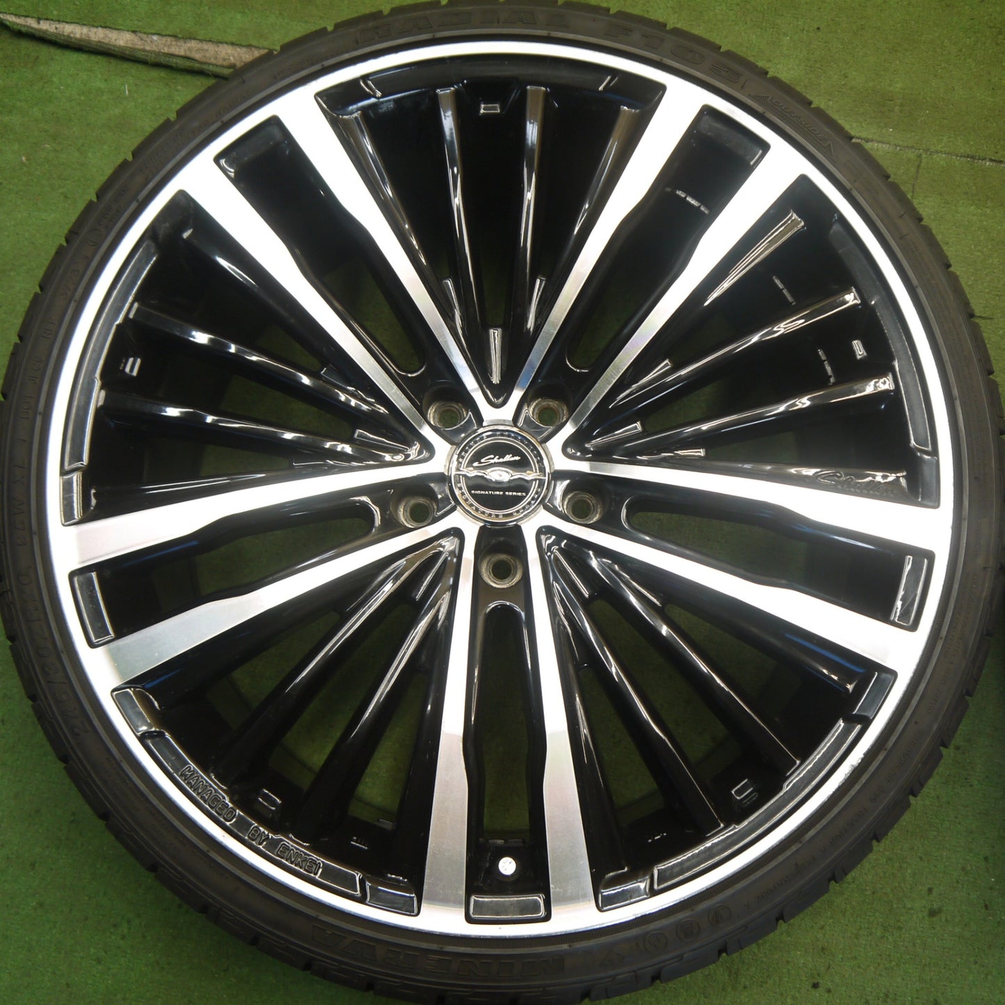 バリ溝！23年！ほぼ10分★Shallen XR-75 245/30R20 ミネルバ ラジアル F105 シャレン 20インチ PCD114.3/5H★6060201Hノ