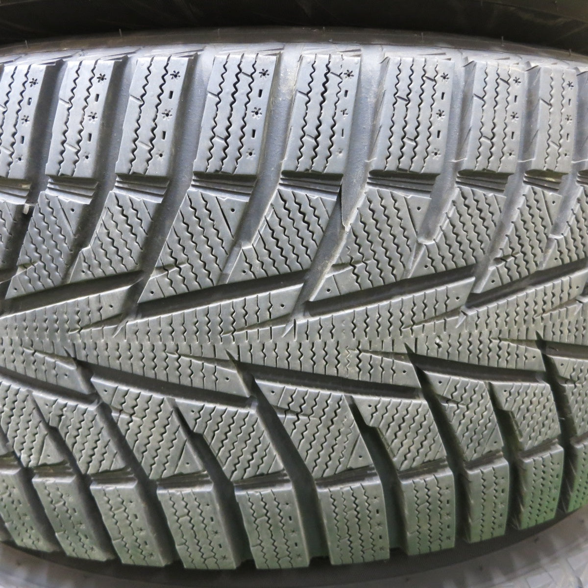 バリ溝！22年！キレイ！9.5分★スタッドレス MX MAD CROSS 265/65R17 ハンコック ウインター アイセプト X マッドクロス 17インチ PCD139.7/6H★5062502ナス