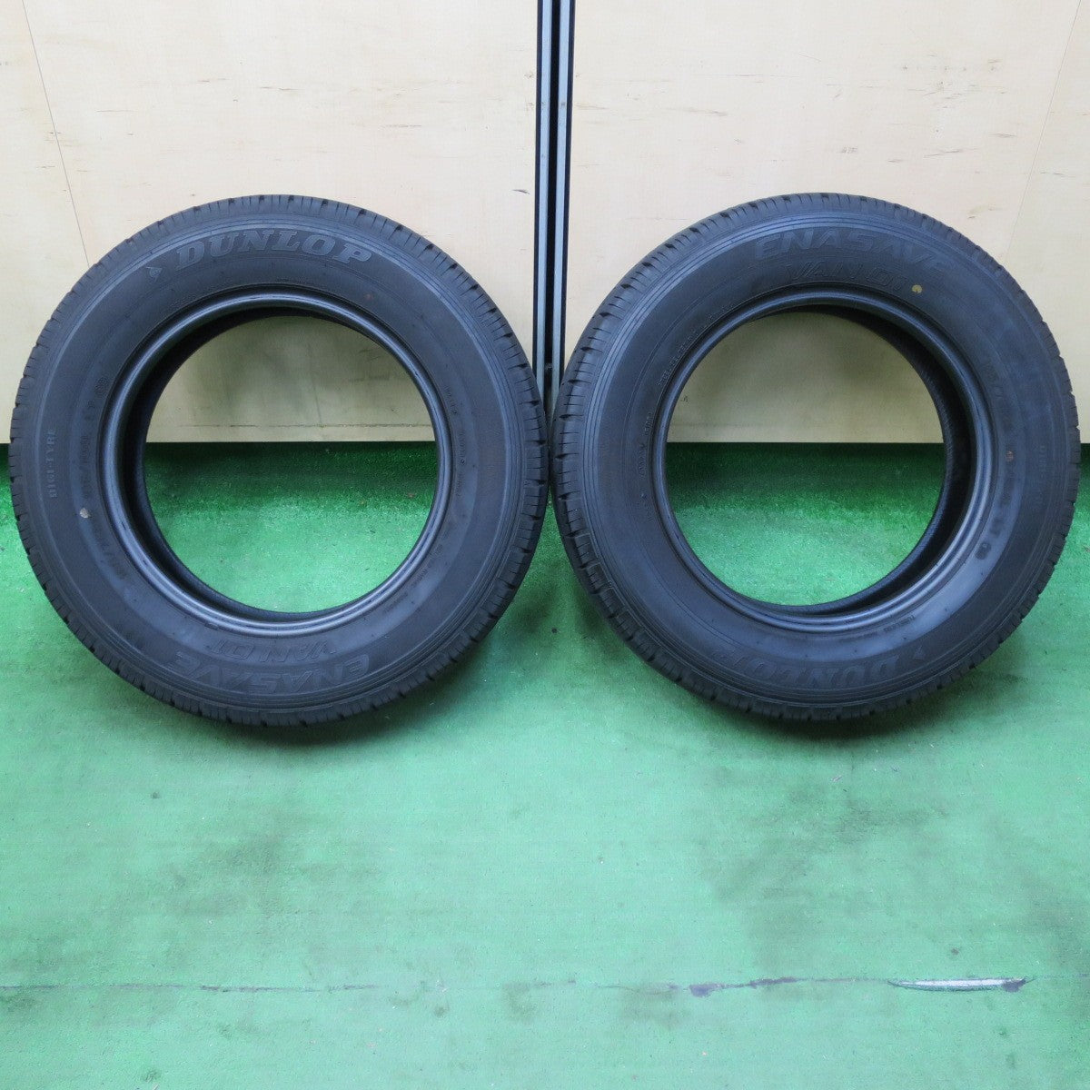 [送料無料] バリ溝！23年！9分★185/75R15 106/104L ダンロップ エナセーブ VAN01 タイヤ 15インチ バン 小型 トラック 等★4093003イノタ
