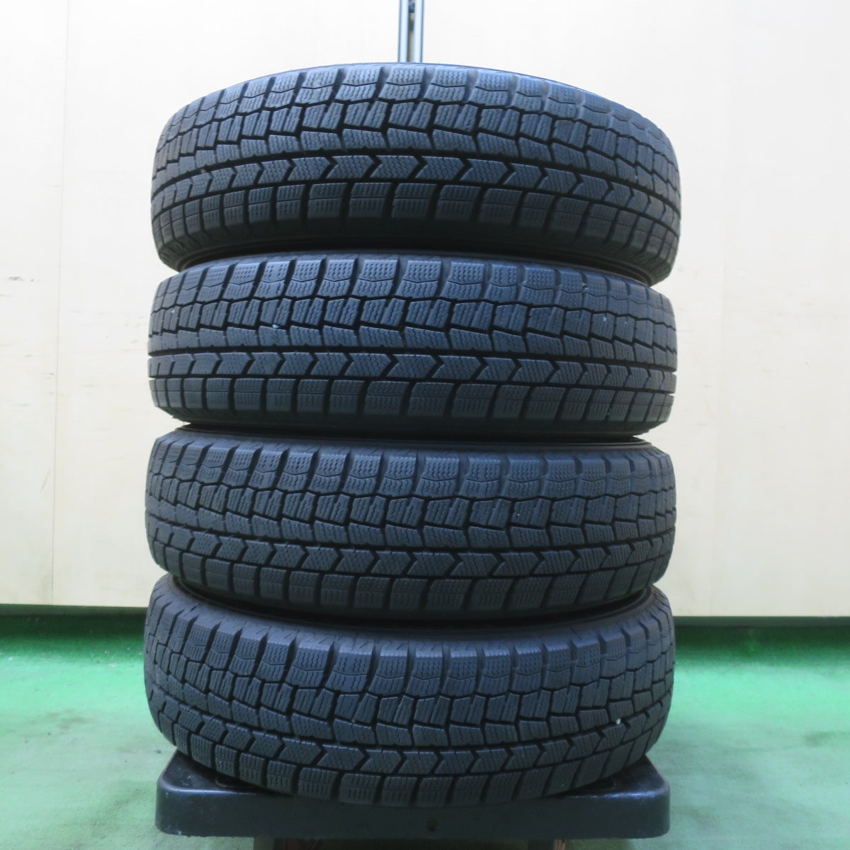 バリ溝！23年！9.5分★スタッドレス 155/65R14 ダンロップ ウインターマックス WM02 DILETTO ディレット 14インチ PCD100/4H★6033011イス