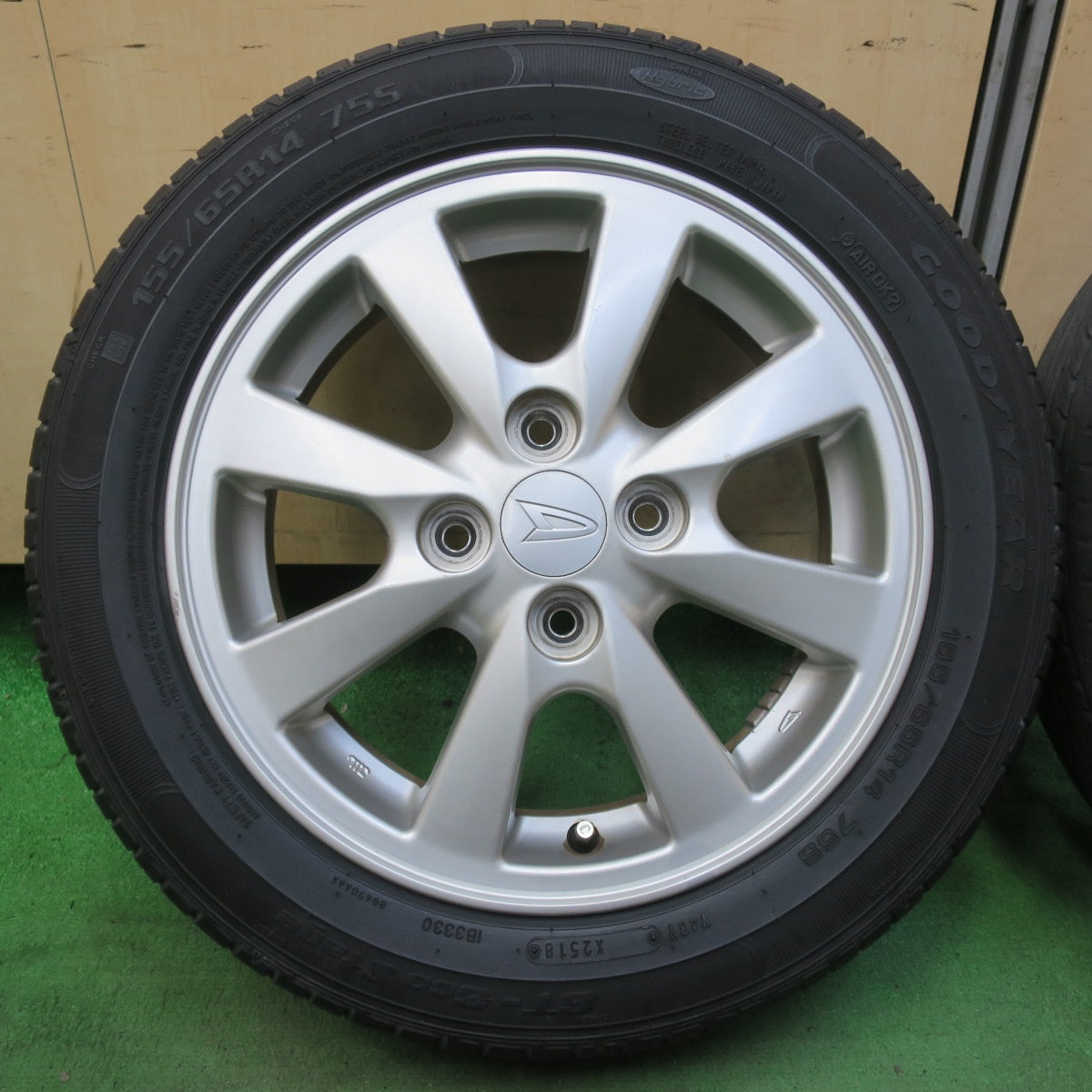 4本価格★ダイハツ ムーヴ タント 等 純正 155/65R14 グッドイヤー GT-Eco Stage 14インチ PCD100/4H★5091103イノ