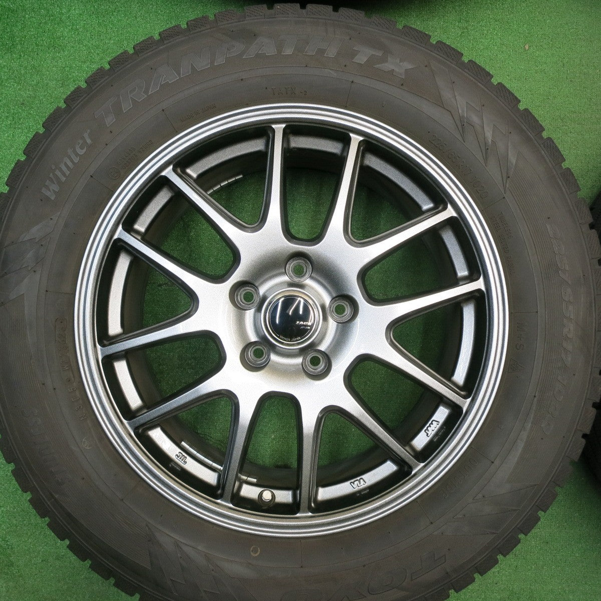 バリ溝！23年！キレイ！9.5分★スタッドレス 225/65R17 トーヨー ウインター トランパス TX ZACK JP-205 MONZA 17インチ PCD114.3/5H★5041803TNス