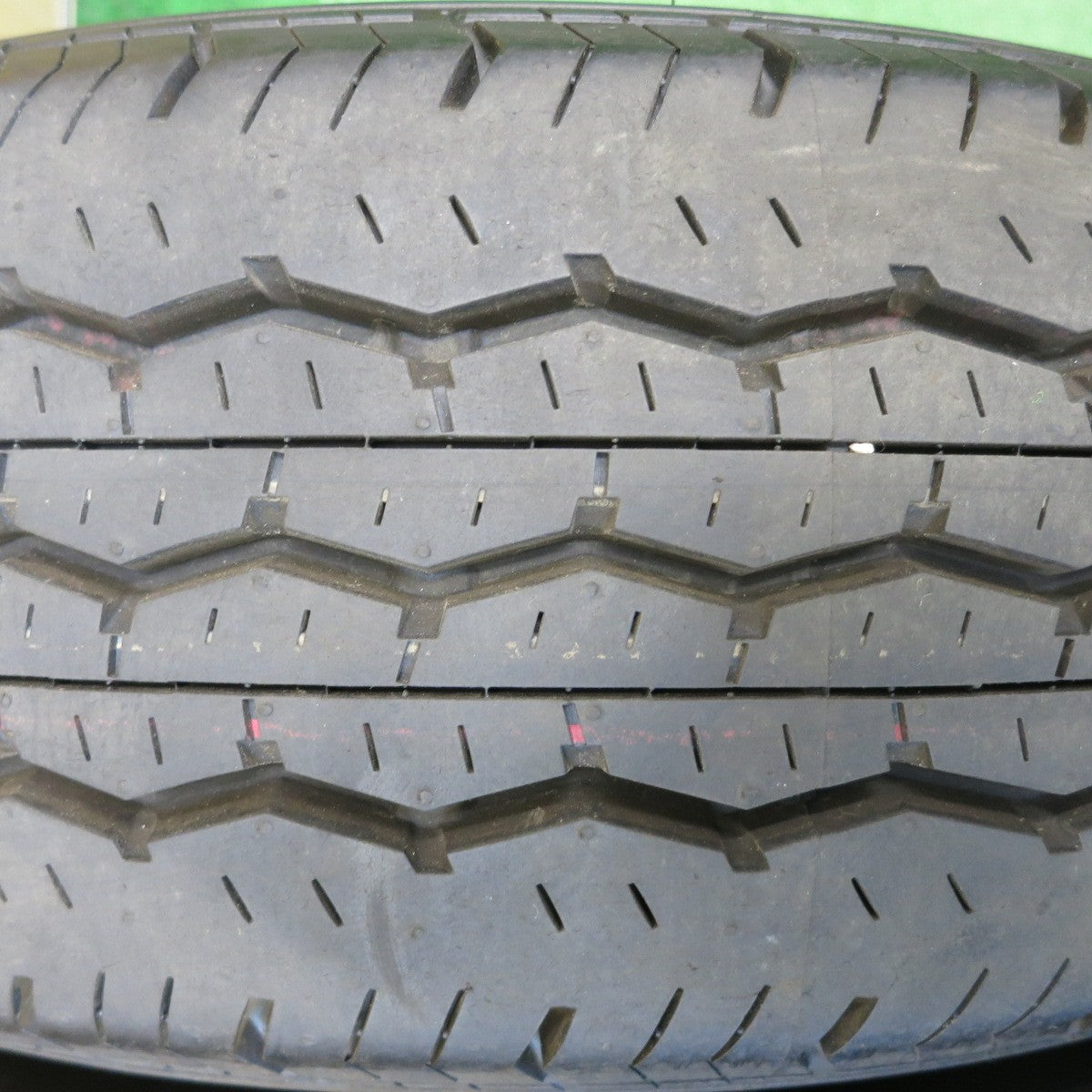 バリ溝！25年！キレイ！ほぼ10分★トヨタ 200系 ハイエース 純正 スチール 195/80R15 107/105S ブリヂストン エコピア RD613 15インチ PCD139.7/6H★6022610HAノ