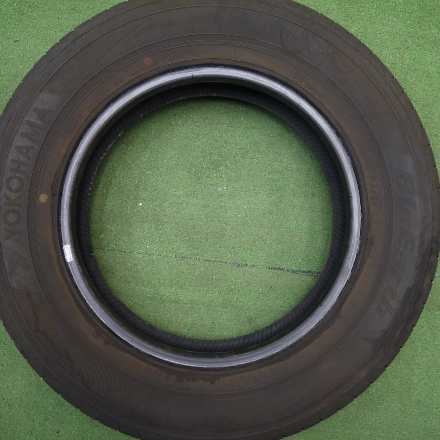 バリ溝！24年！9分★145/80R13 ヨコハマ ブルーアース AE01 BluEarth 13インチ タイヤ N-BOX タント ムーヴ ワゴンR ウェイク デイズ ムーブ 等★6033104Hノタ