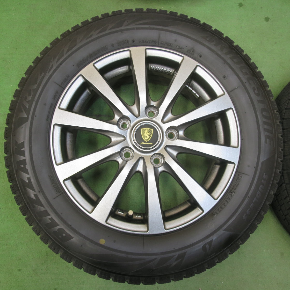 キレイ！21年★スタッドレス 195/65R15 ブリヂストン ブリザック VRX2 MANARAY SPORT マナレイ スポーツ 15インチ PCD114.3/5H★5122410イス