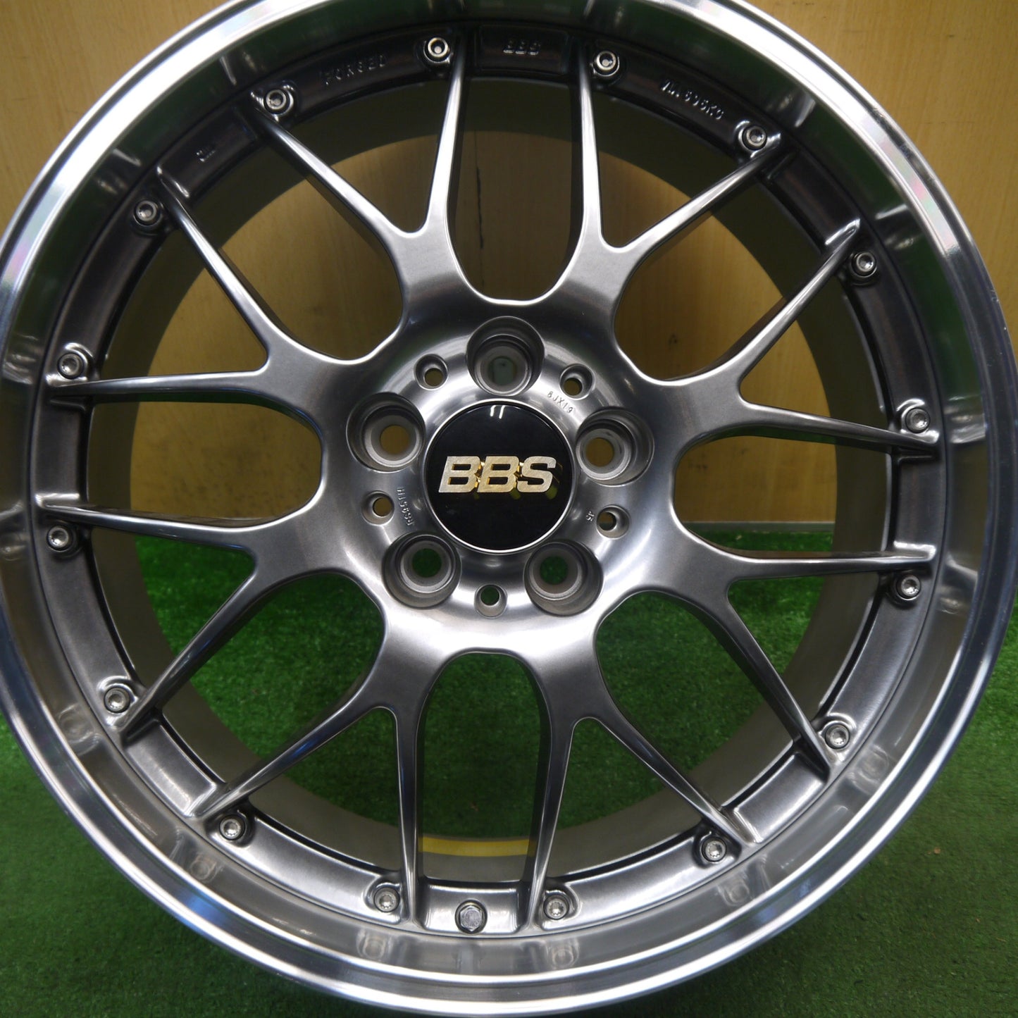 未使用！1本★BBS RS951H 19インチ ホイール 19×8J PCD114.3/5H★6021606Hホ