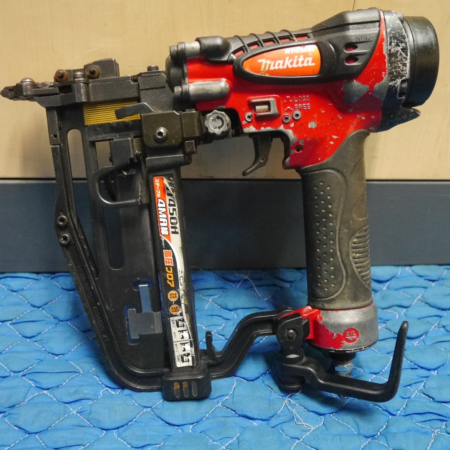 [送料無料] ☆マキタ 高圧 フロア タッカー AT450H エアー ツール 工具 makita☆