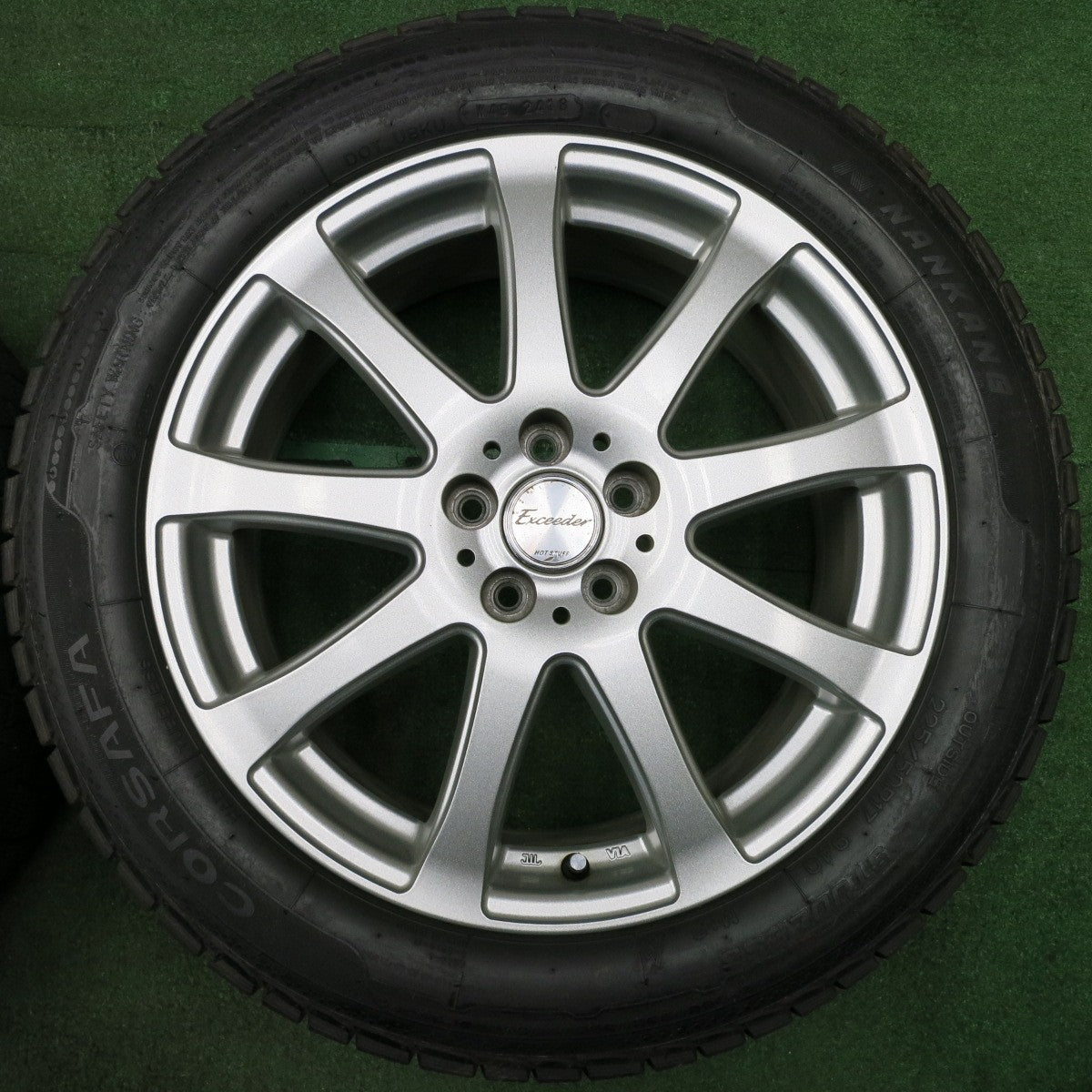 *送料無料* バリ溝！キレイ！9.5分★レガシィ等 225/50R17 スタッドレス ナンカン CORSAFA Exceeder エクシーダー 17インチ PCD100/5H★4031903NJス