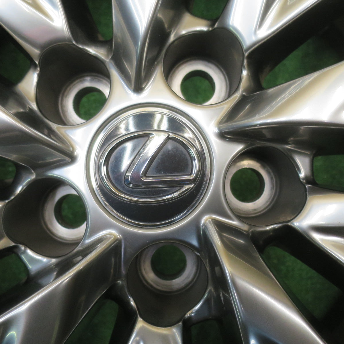キレイ★レクサス LS バージョンL 純正 ホイール 19インチ 19×8J PCD120/5H★5102402NJホ