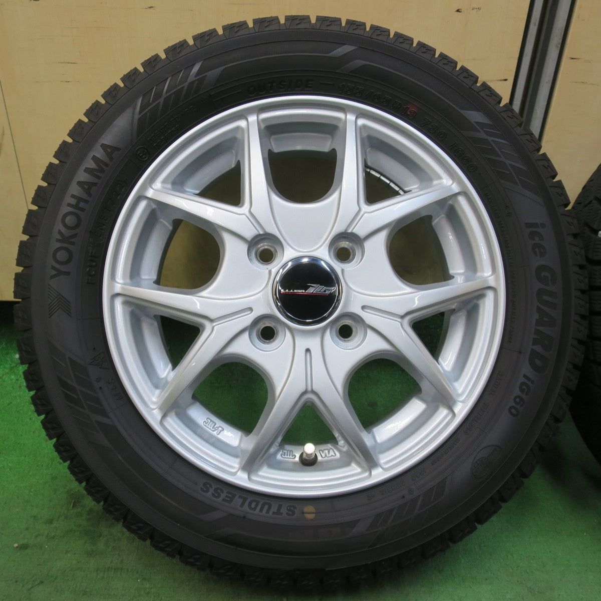 バリ溝！22年！キレイ！ほぼ10分★スタッドレス 155/65R13 ヨコハマ アイスガード iG60 ILLUGA 13インチ PCD100/4H★6013113イス