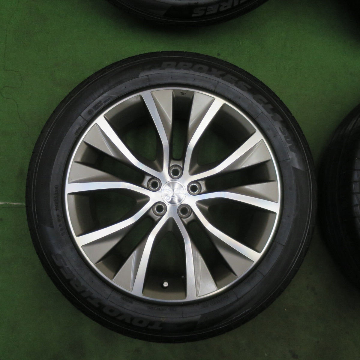 バリ溝！25年！キレイ！9.5分★スバル レガシィ アウトバック 純正 特別仕様車 225/55R18 トーヨー プロクセス CL1 SUV 18インチ PCD100/5H★6022103TTノ