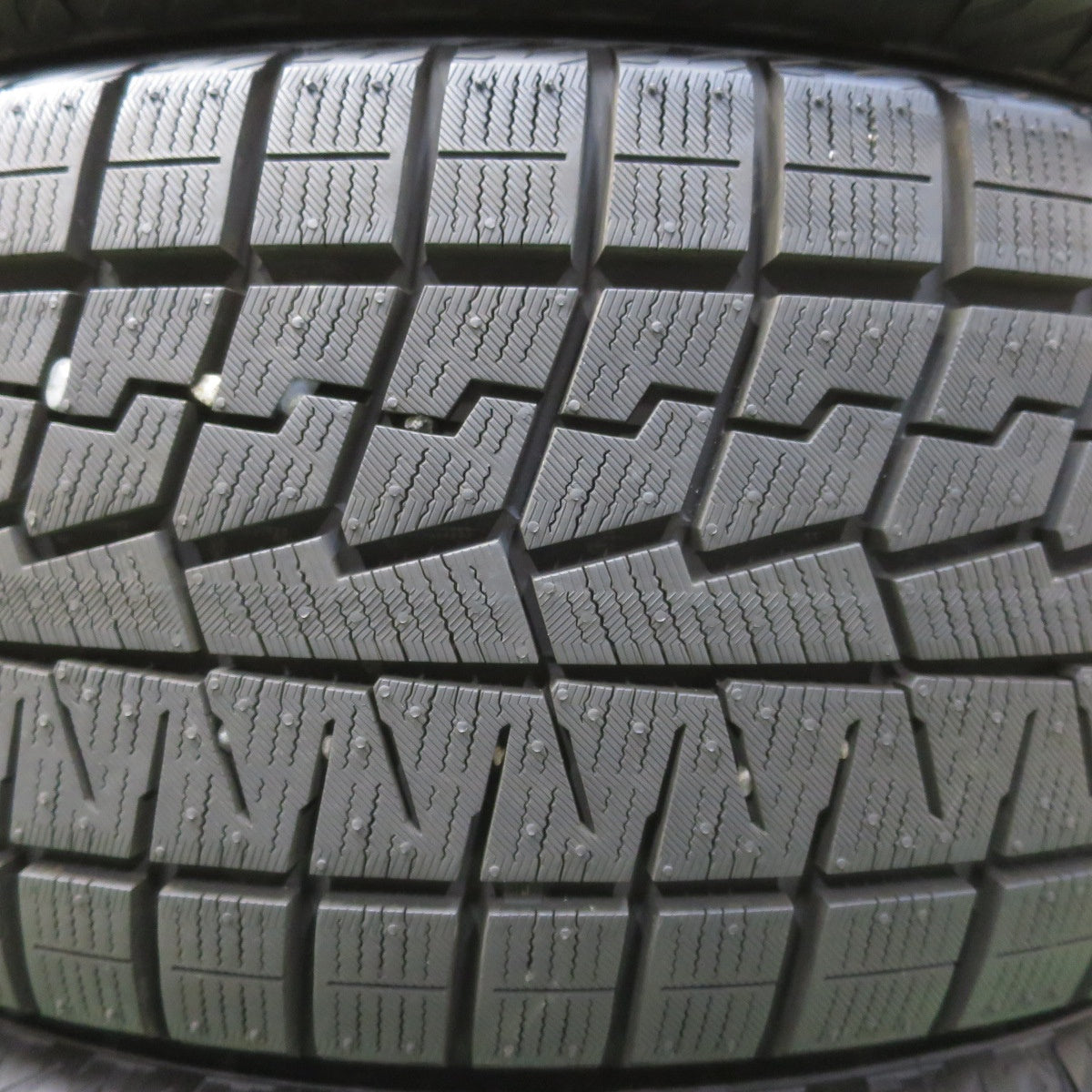 超バリ溝！21年！ほぼ10分★トヨタ 30系 プリウス S ツーリング 純正 215/45R17 スタッドレス ヨコハマ アイスガード iG70 17インチ PCD100/5H★5110803イス