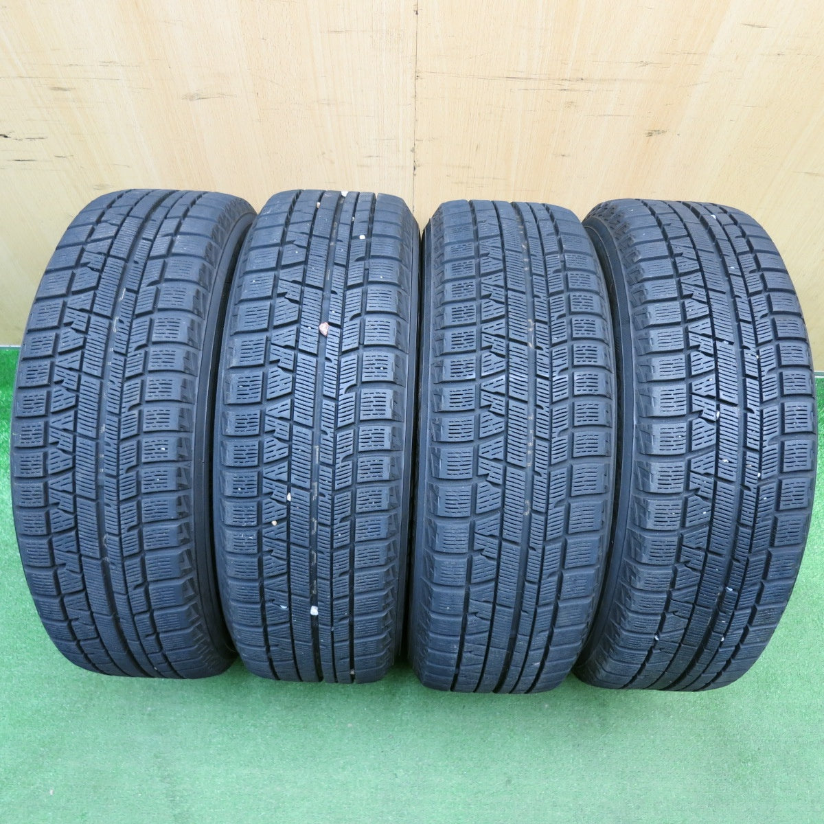 バリ溝！キレイ！9.5分★シエンタ 等 185/60R15 スタッドレス ヨコハマ アイスガード iG50 プラス MANARAY SPORT マナレイ スポーツ 15インチ PCD100/5H★6022805HAス