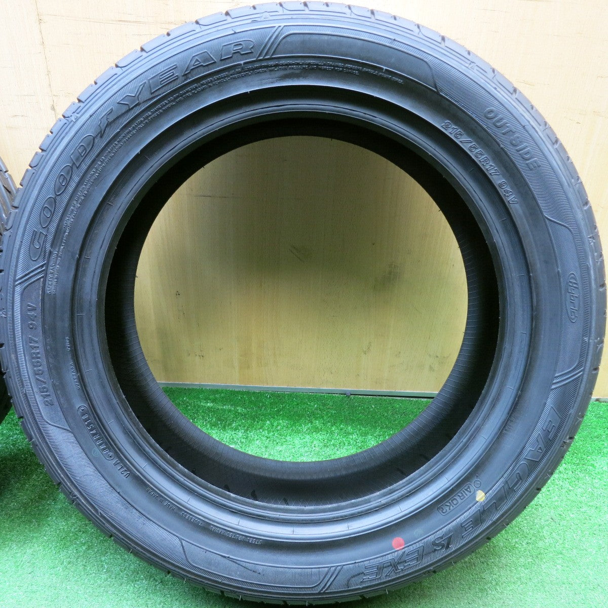未使用★215/55R17 グッドイヤー イーグル LS EXE タイヤ 17インチ オデッセイ ヴェゼル クラウン 等★6012503HAノタ