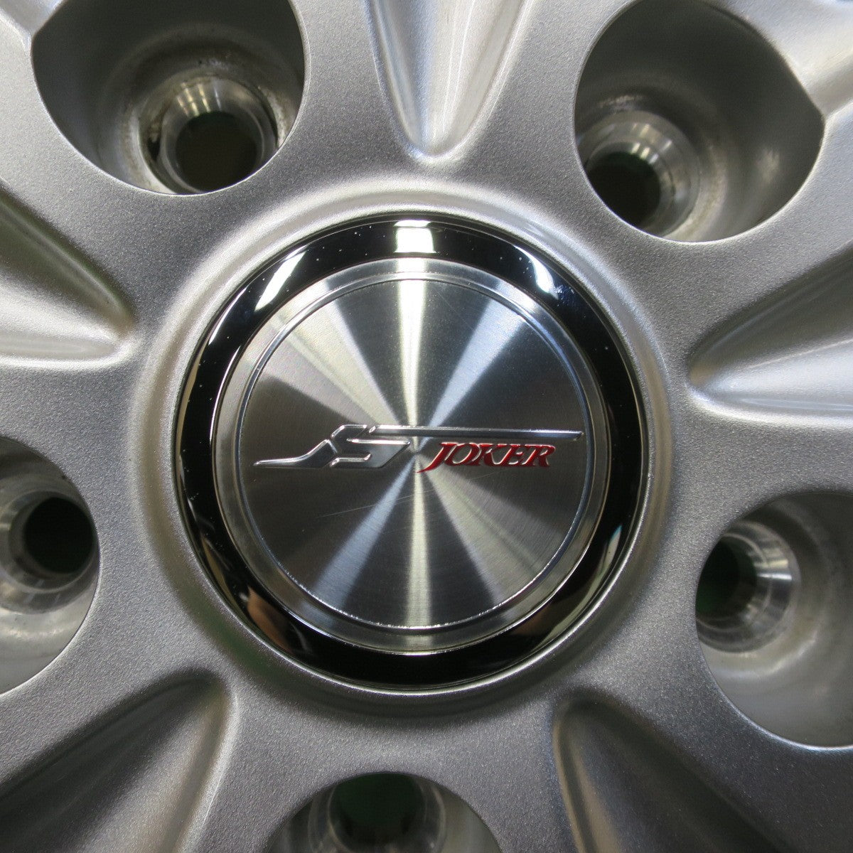 バリ溝！22年！キレイ！ほぼ10分★スタッドレス 195/65R15 トーヨー オブザーブ GIZ2 JOKER ジョーカー 15インチ PCD114.3/5H★5080602イス